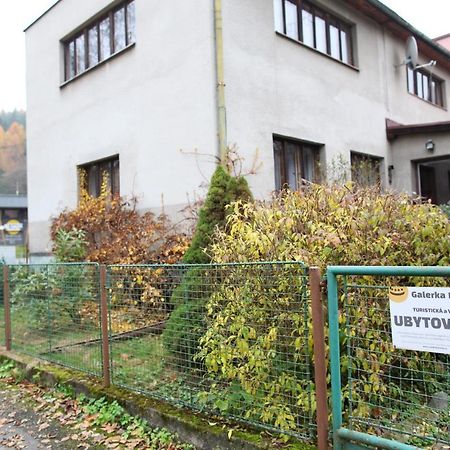 Galerka Líšný Lisny Exterior foto