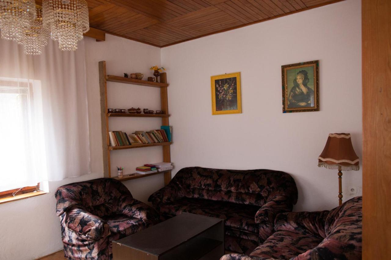 Galerka Líšný Lisny Exterior foto